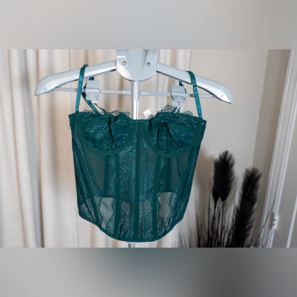 Elegant Lace Bustier Crop Top - Forest Green, Size Medium